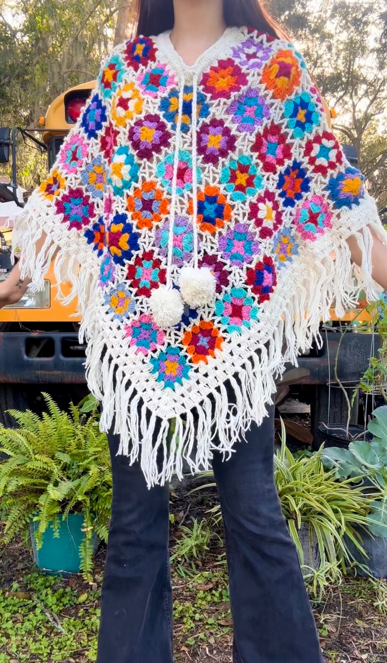 🌈✨ OVER THE RAINBOW GRANNY SQUARE CROCHET PONCHO