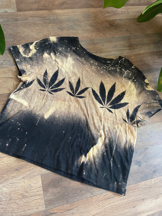 LEAFY BLEACH T SHIRTS