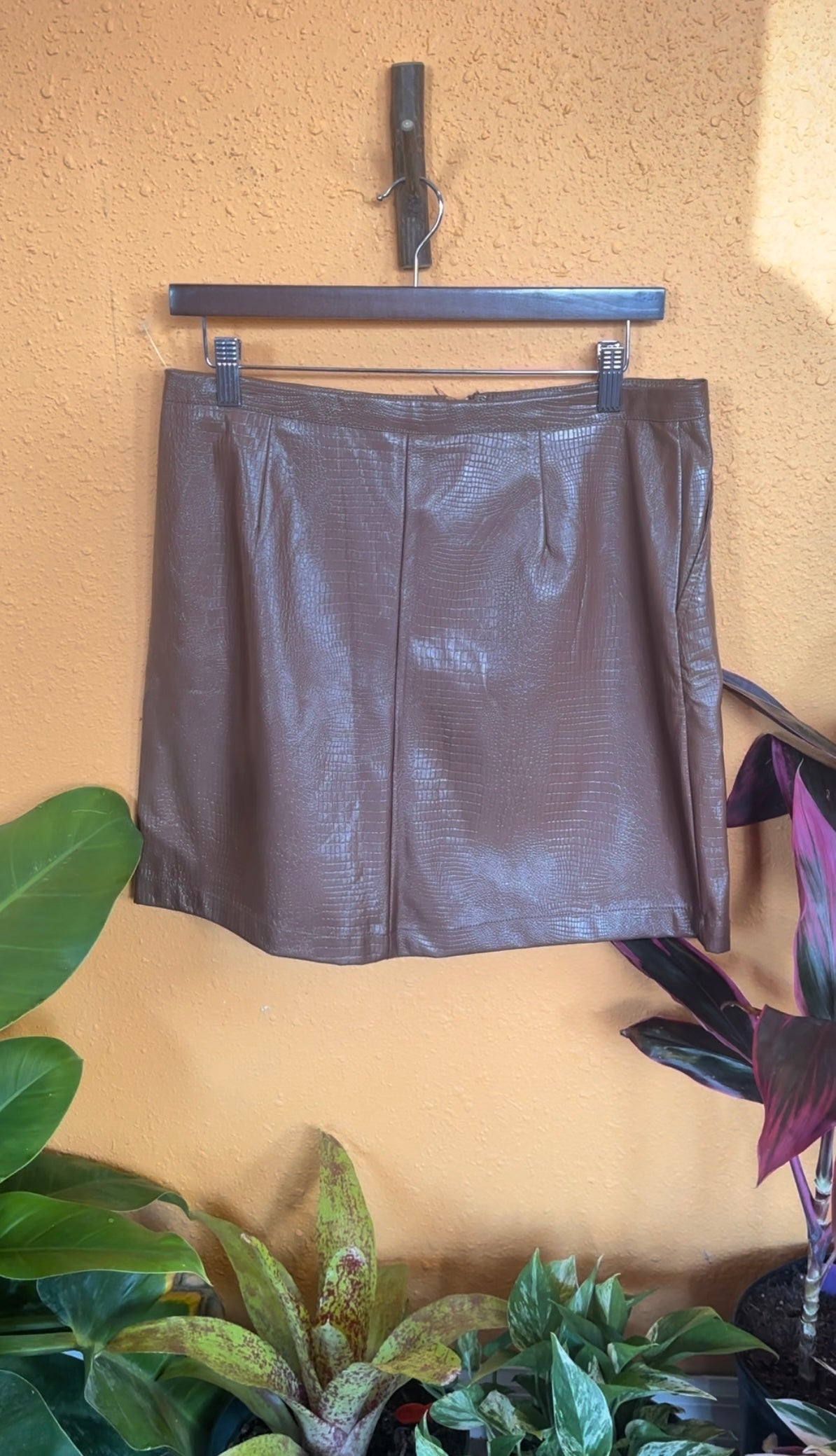 BROWN LEATHER SKIRT (L)