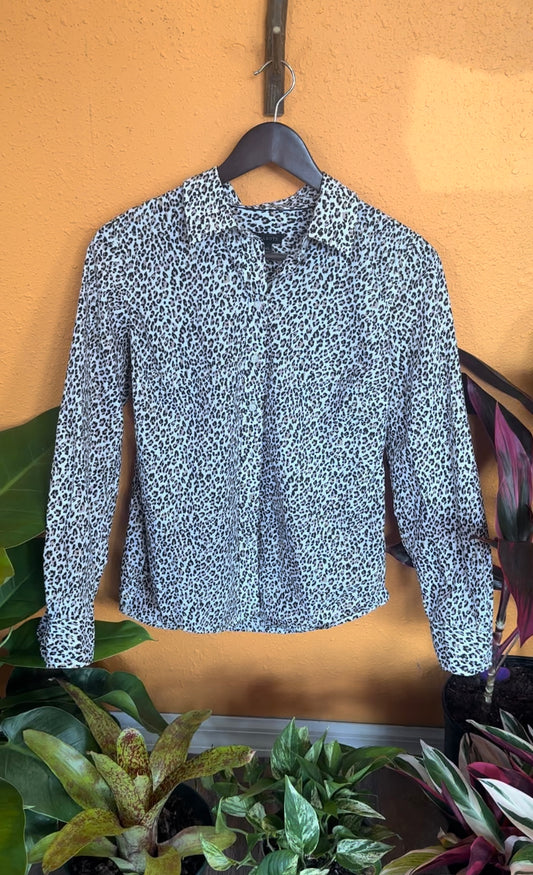 CHEETAH PRINT BUTTON UP (XS)