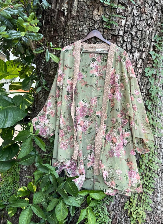 Green Floral Kimono (L/XL)